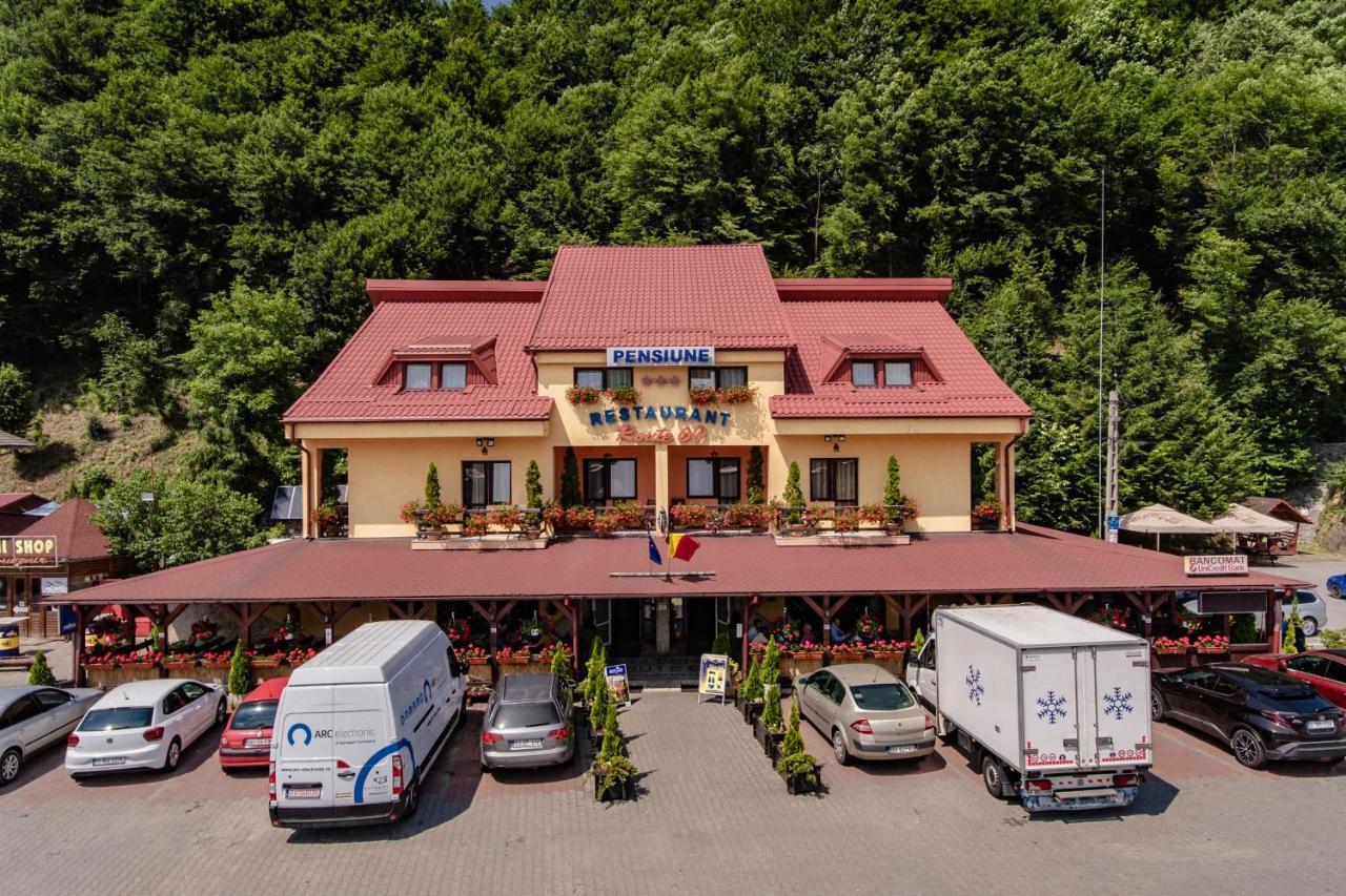 Pensiune Restaurant Route60 Ciucea Exteriör bild